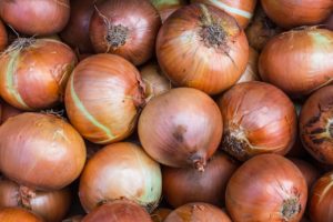 onions, vegetables, healthy